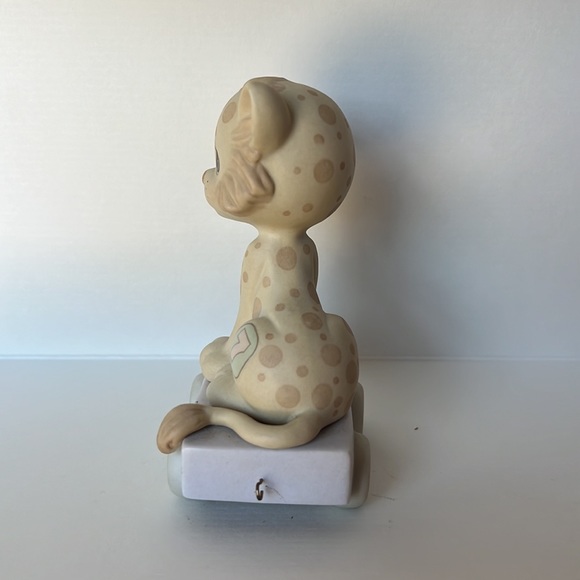 Precious Moments Birthday Train Age 7 “Wishing you Grrr-eatness" #109479 - Picture 2 of 5